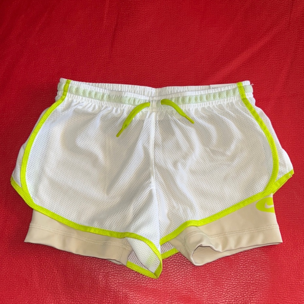 Nike Girls’ Dri-FIT Tempo 2-in-1 Training Shorts